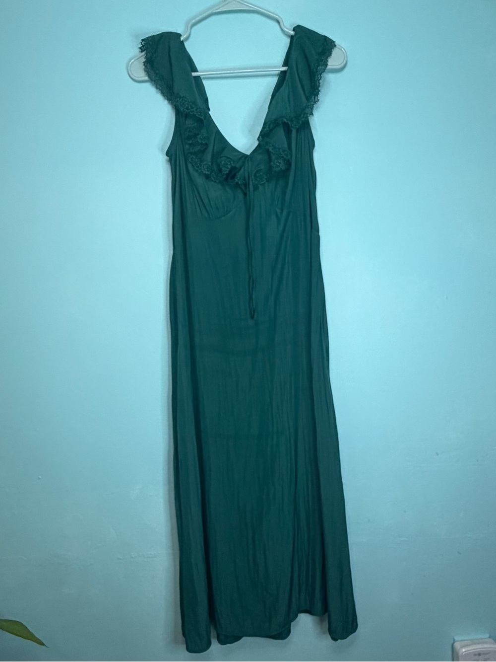 Universal Thread Dark Green Ruffled V-Neck Maxi Dress